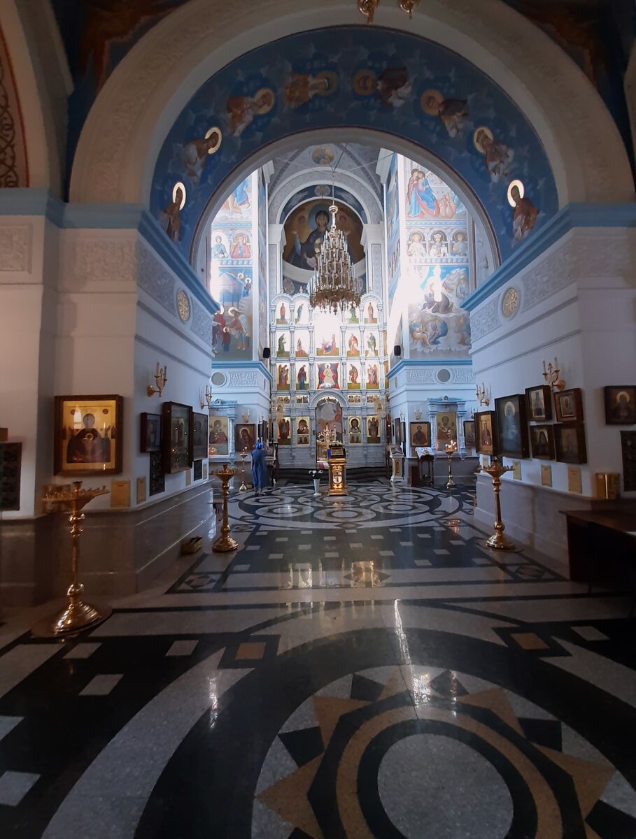 Церковь Максимилиана Эфесского (новая), Екатеринбург (Екатеринбург (МО город Екатеринбург), Свердловская область). интерьер и убранство