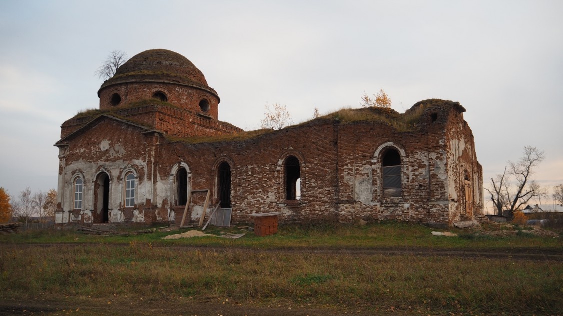 Ярославское. Церковь Петра и Павла. фасады