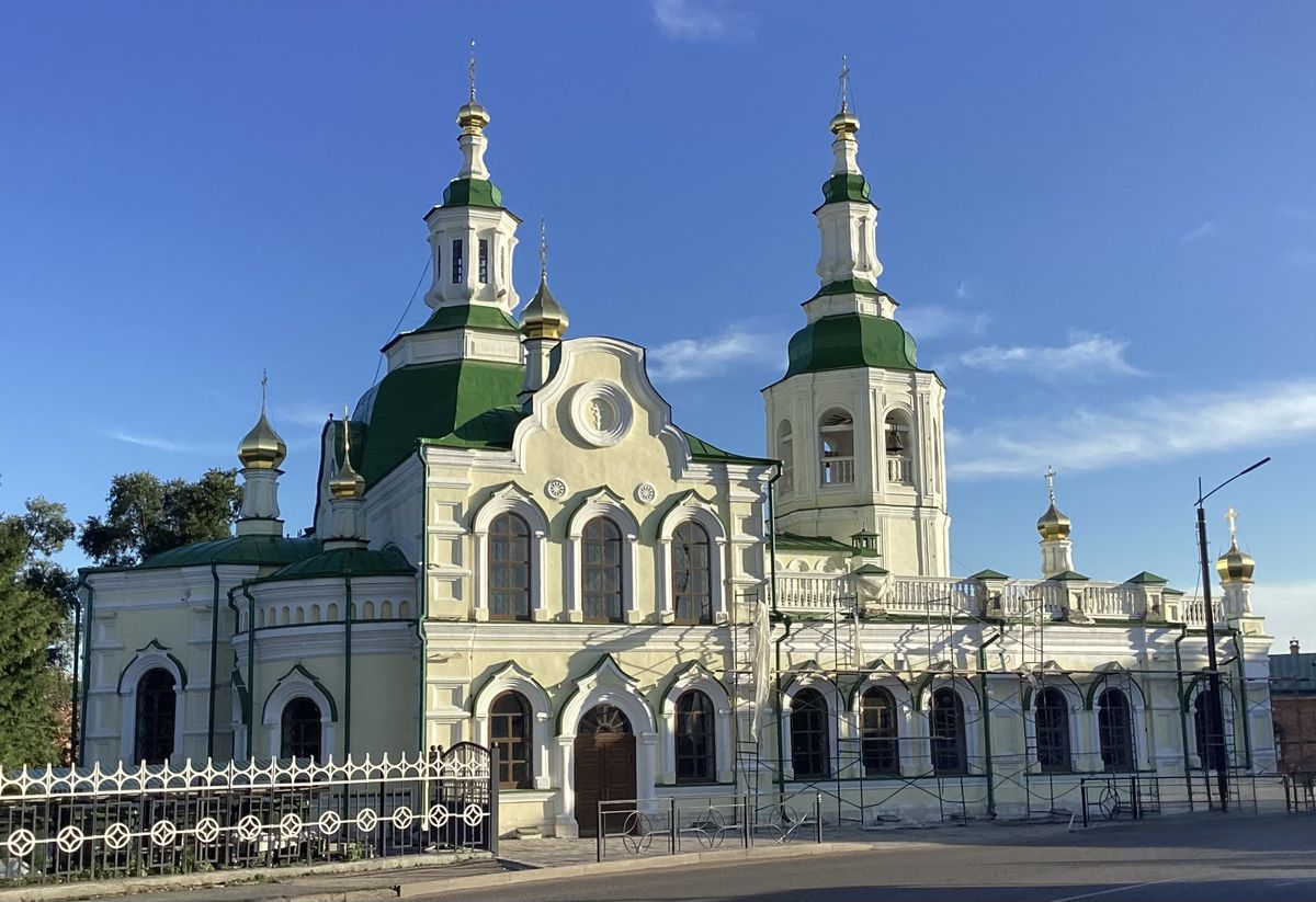 Вид с северо-востока, фасады. Кафедральный собор Спаса Нерукотворного Образа, Минусинск (Минусинск, город, Красноярский край)