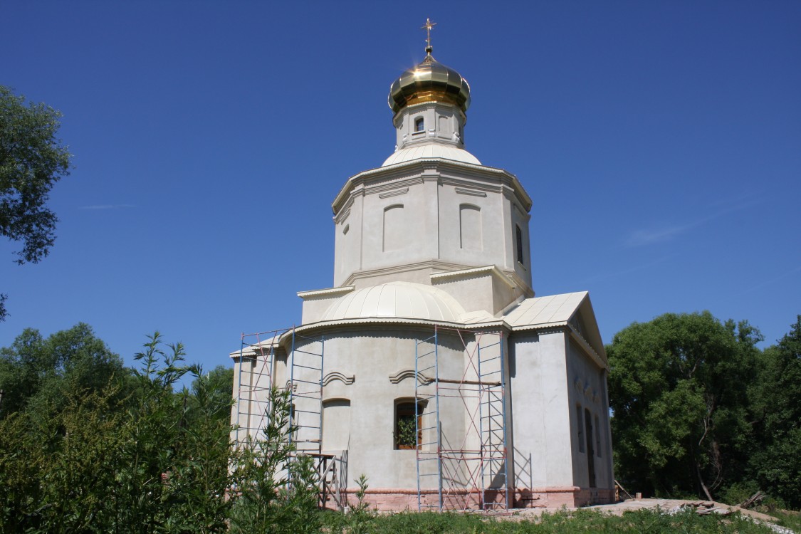 Церковь Николая Чудотворца, Фомищево (Алексинский район и пос. Новогуровский, Тульская область). фасады