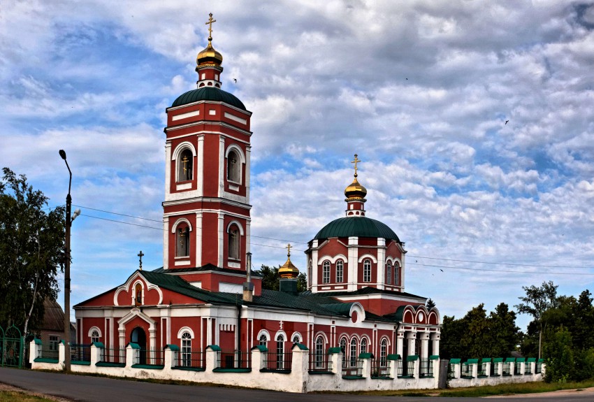 Данков. Церковь Георгия Победоносца. фасады