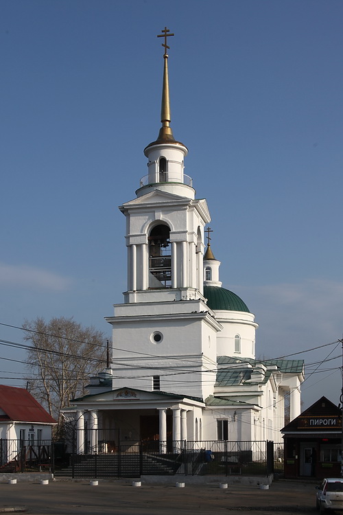 Церковь Троицы Живоначальной, Арамиль, город (Сысертский район (Сысертский ГО и Арамильский ГО), Свердловская область). фасады, Вид с юго-запада