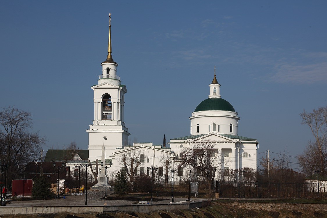 Церковь Троицы Живоначальной, Арамиль, город (Сысертский район (Сысертский ГО и Арамильский ГО), Свердловская область). фасады, Вид с левого берега Исети