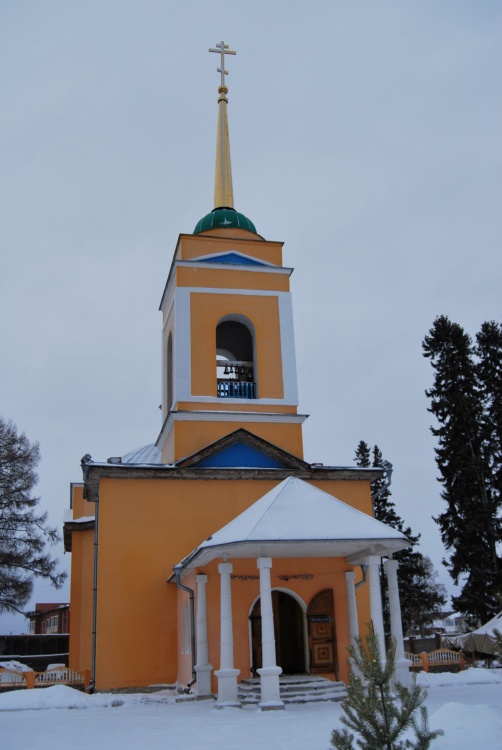 Горный Щит. Церковь Покрова Пресвятой Богородицы. фасады