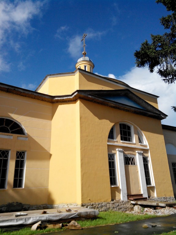 Церковь Покрова Пресвятой Богородицы, Горный Щит (Екатеринбург (МО город Екатеринбург), Свердловская область). фасады