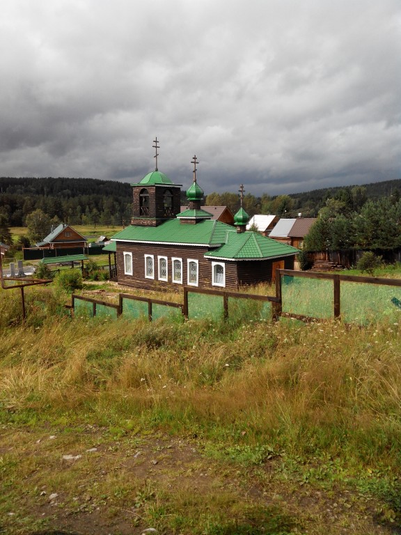 Раскуиха. Церковь Николая Чудотворца. общий вид в ландшафте