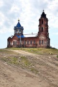 Церковь Михаила Архангела, Северный фасад (вид от моста)<br>, Новоипатово, Сысертский район (Сысертский ГО и Арамильский ГО), Свердловская область