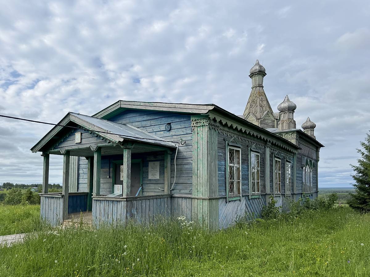 Вид с юго-запада, фасады. Ыбский Серафимовский женский монастырь. Церковь Стефана Пермского, Ыб (Сыктывдинский район, Республика Коми)