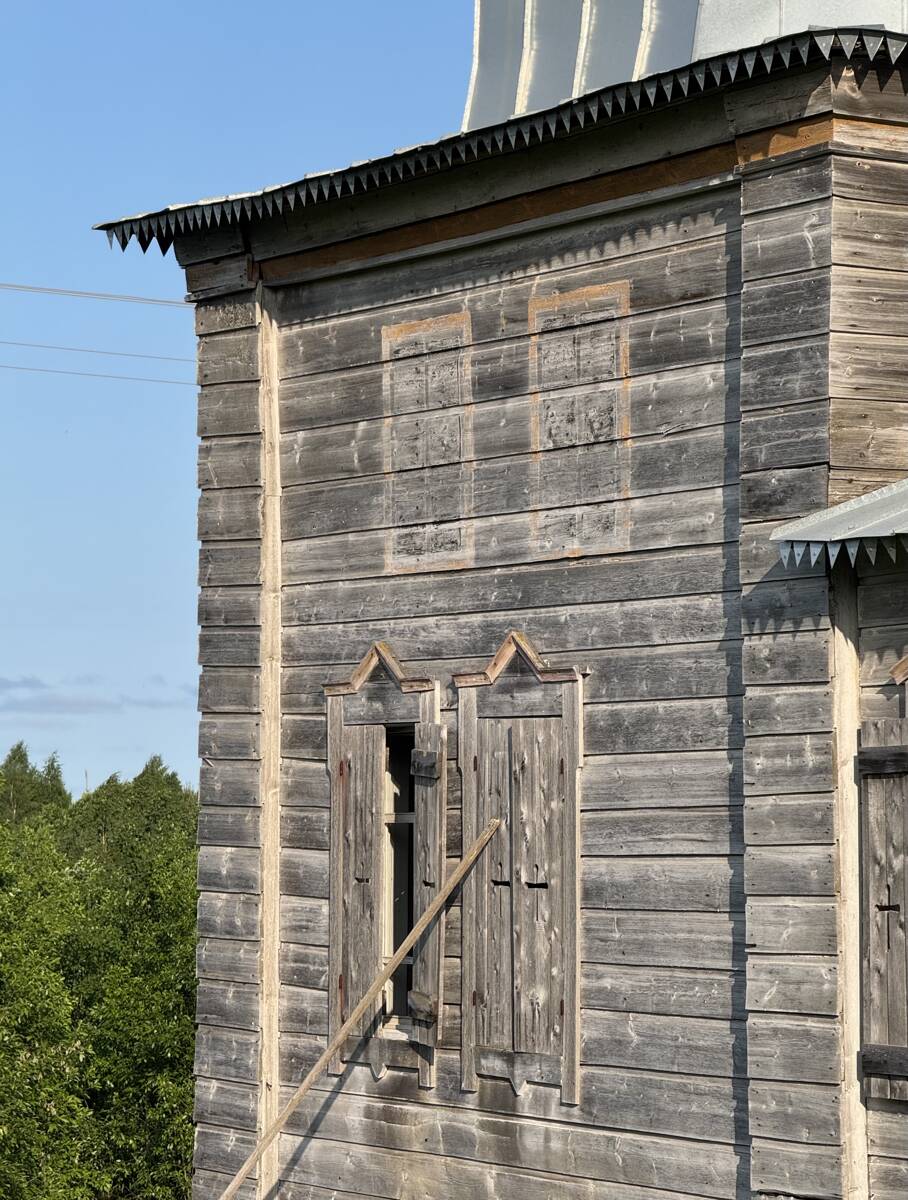 Часовня Николая Чудотворца, Березник (Сыктывдинский район, Республика Коми). архитектурные детали, Остатки 