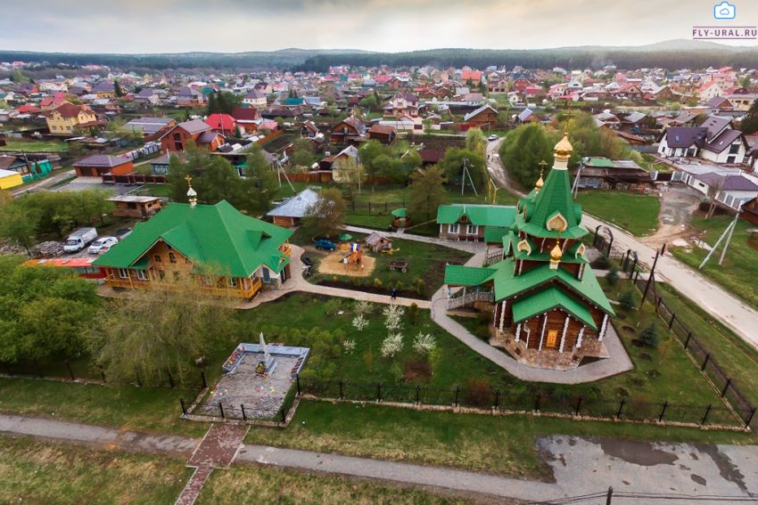Церковь Алексия царевича, Кашино (Сысертский район (Сысертский ГО и Арамильский ГО), Свердловская область). общий вид в ландшафте
