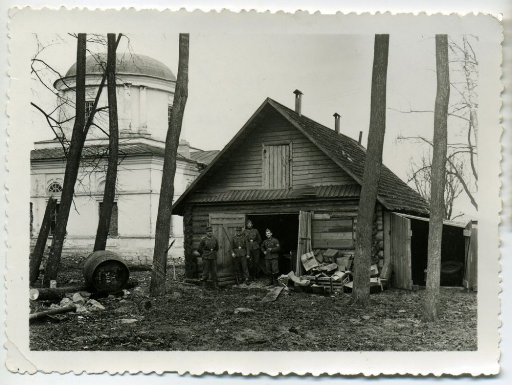 Церковь Михаила Архангела, Дно (Дновский район, Псковская область). архивная фотография, Фото 1942 г. с аукциона e-bay.de