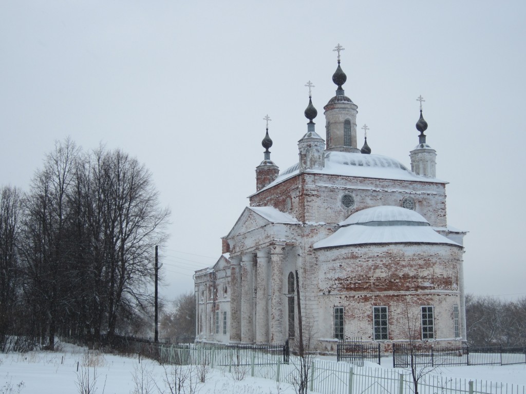Церковь Троицы Живоначальной, Горбатов (Павловский район, Нижегородская область). фасады