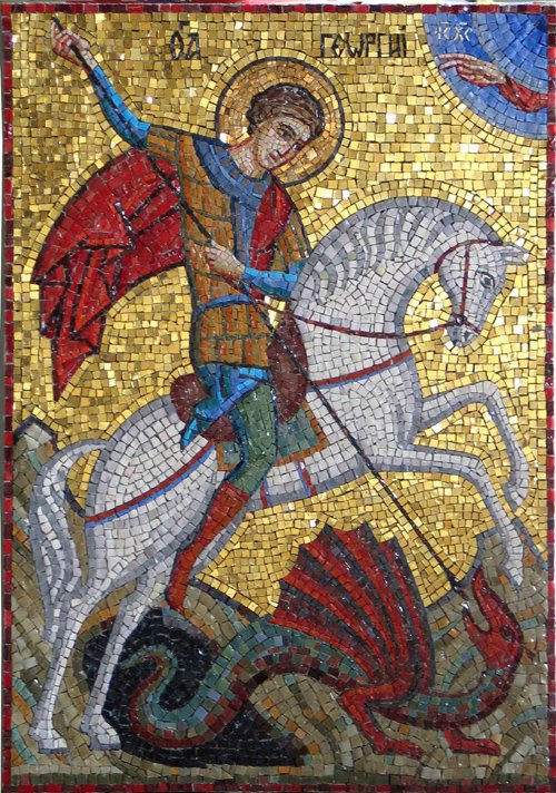 Церковь Георгия Победоносца в ЦСН ФСБ, Балашиха (Балашихинский городской округ и г. Реутов, Московская область). архитектурные детали, Мозаика на фасаде