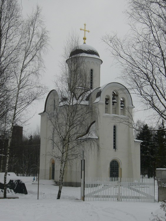 Церковь Покрова Пресвятой Богородицы, Шереметьевский (Мытищинский городской округ и гг. Долгопрудный, Лобня, Московская область). фасады