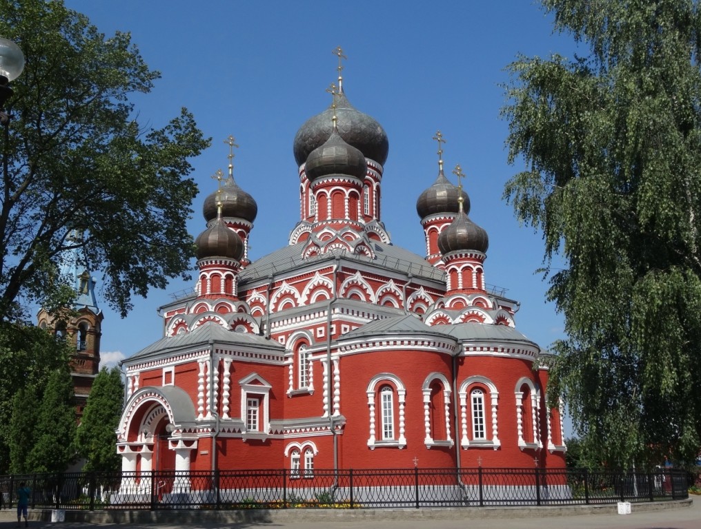 Борисов. Кафедральный собор Воскресения Христова. фасады