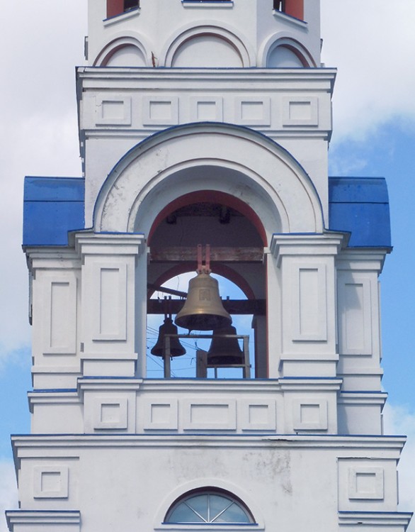 Церковь Успения Пресвятой Богородицы, Новоуткинск (Первоуральск (ГО Первоуральск), Свердловская область). архитектурные детали, Ярус звона колокольни