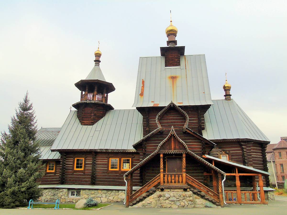 фасады. Кафедральный собор Макария Алтайского (Глухарева), Горно-Алтайск (Горно-Алтайск, город, Республика Алтай)