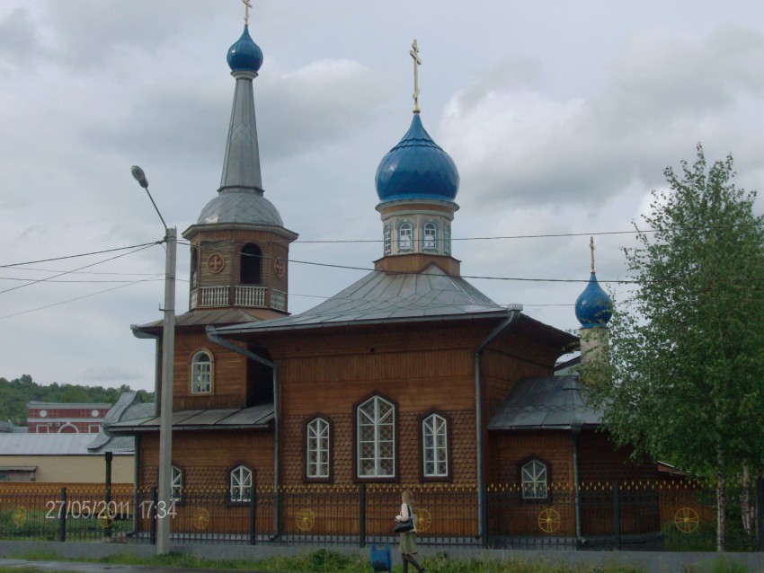 Горно-Алтайск. Церковь Покрова Пресвятой Богородицы. фасады