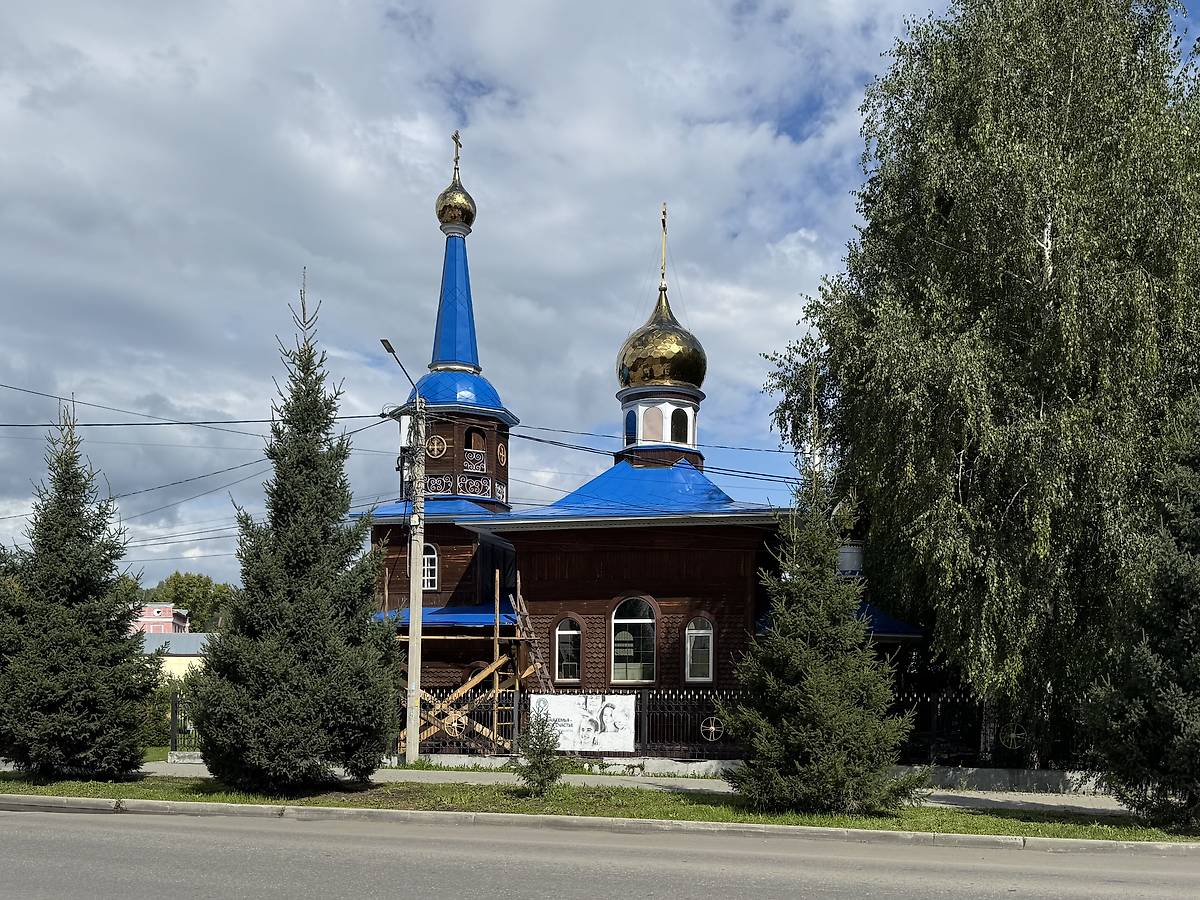 Вид с юга, фасады. Церковь Покрова Пресвятой Богородицы, Горно-Алтайск (Горно-Алтайск, город, Республика Алтай)