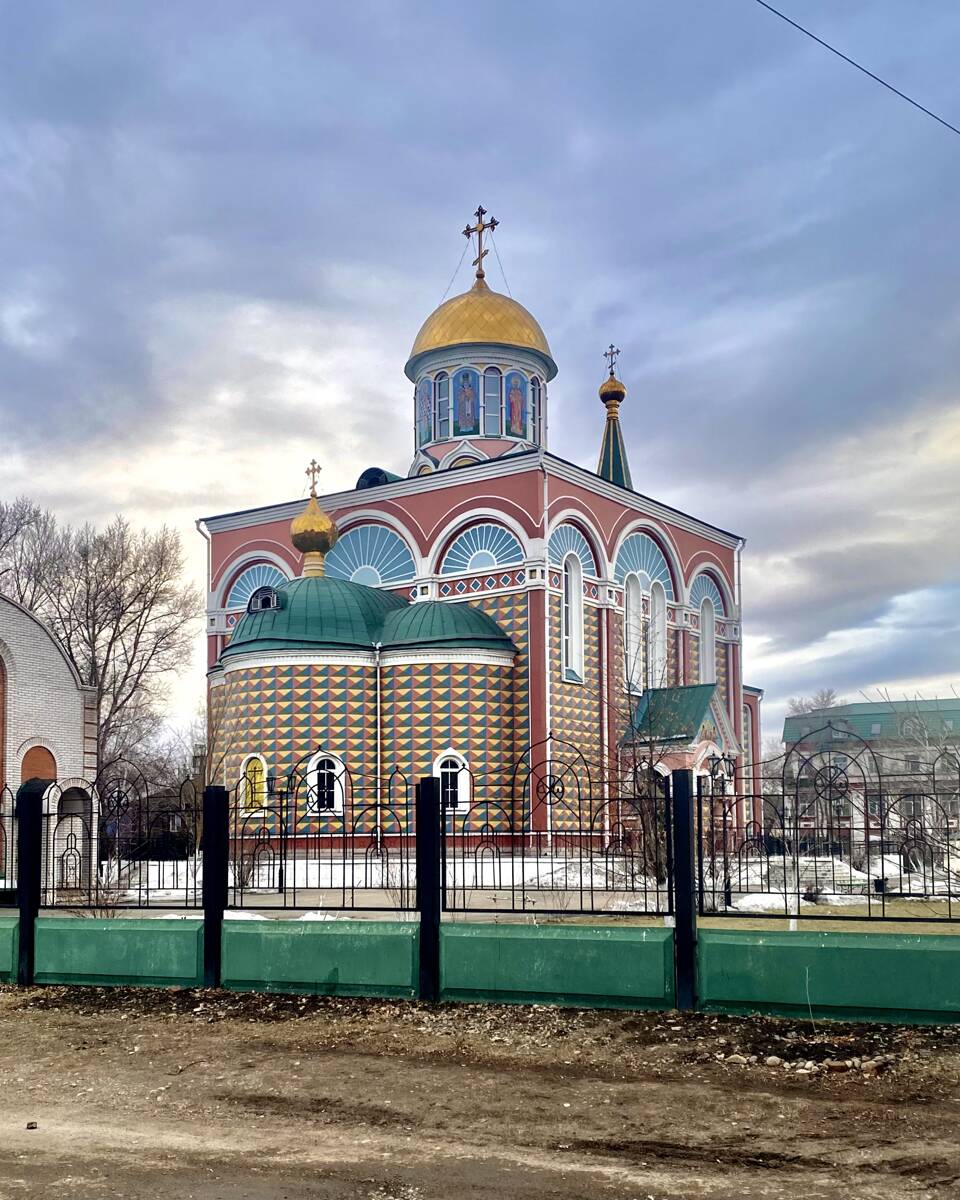 Церковь Константина и Елены, Абакан (Абакан, город, Республика Хакасия). фасады, Вид с СВ