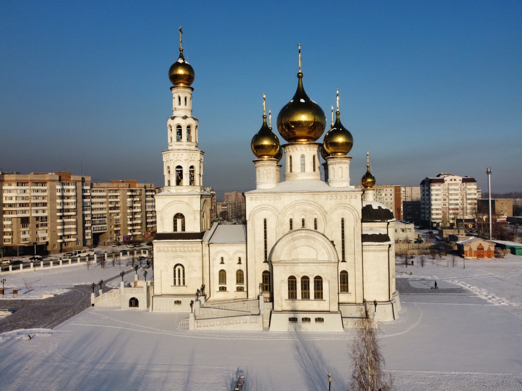 Кафедральный собор Преображения Господня, Абакан (Абакан, город, Республика Хакасия). фасады, Вид с юга