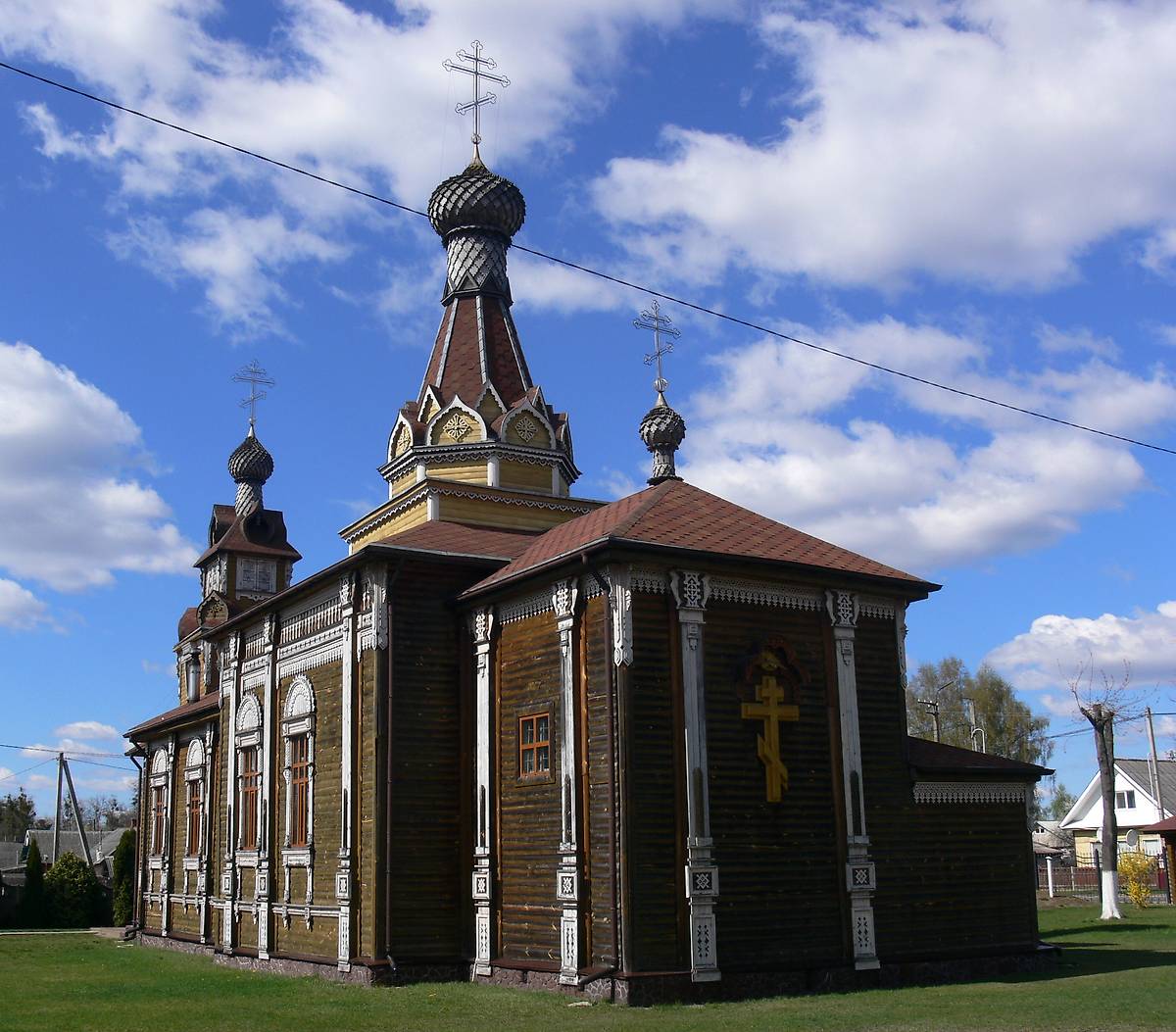 фасады. Церковь Воздвижения Креста Господня, Осиповичи (Осиповичский район, Беларусь, Могилёвская область)