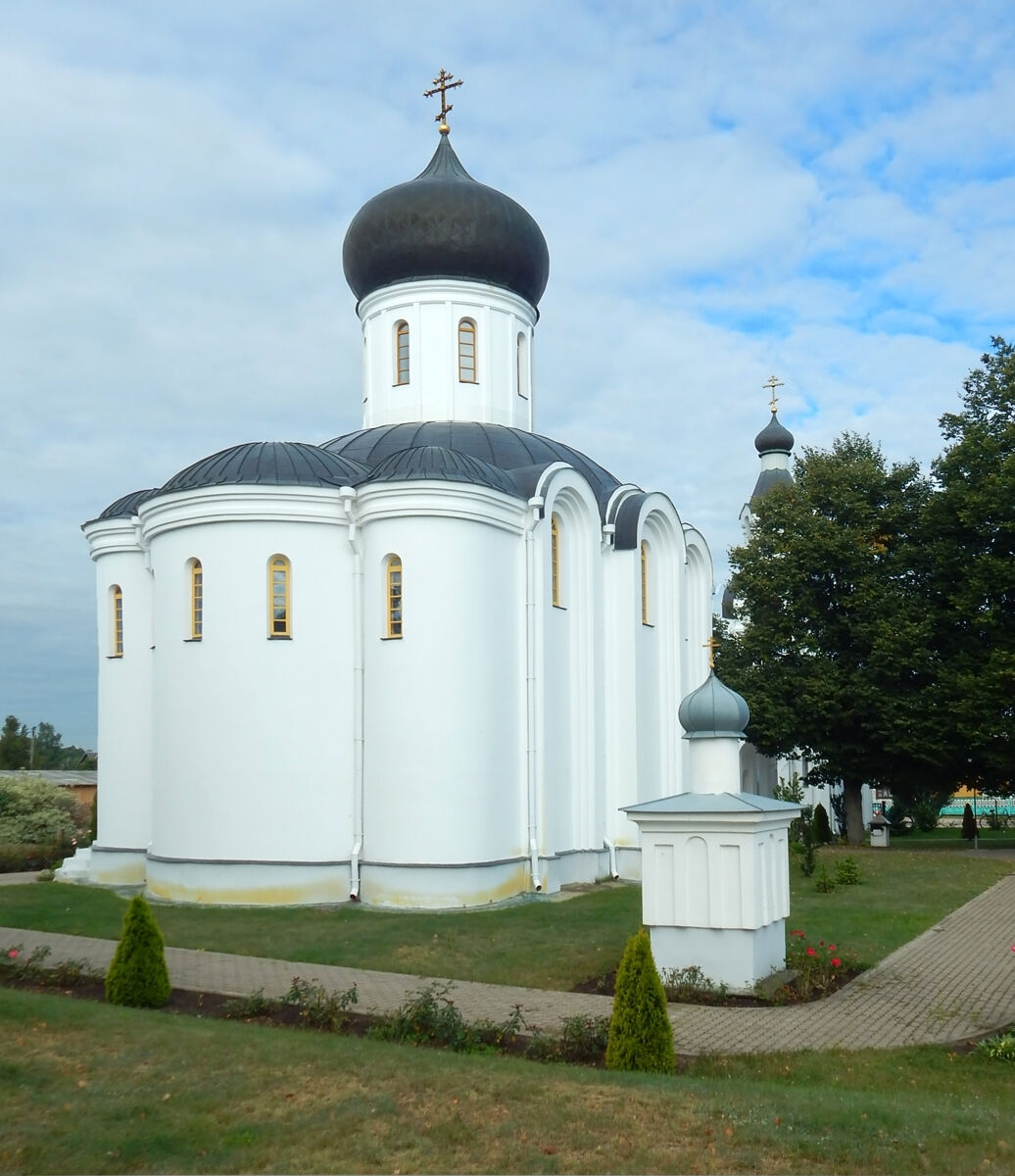Церковь Воздвижения Креста Господня (новая), Святая Воля (Ивацевичский район, Беларусь, Брестская область). фасады