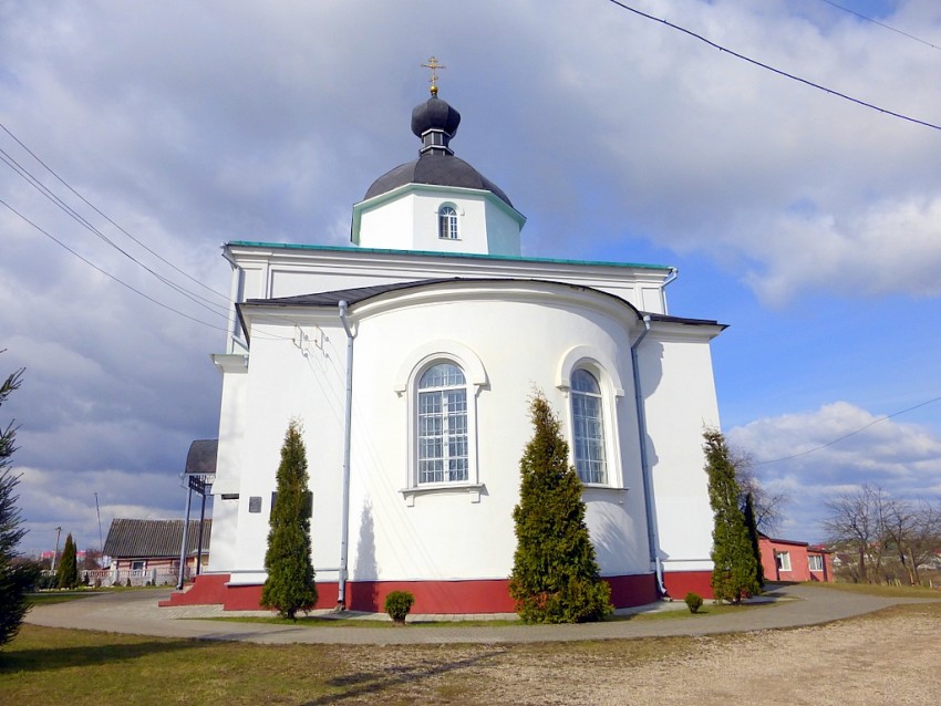 Церковь Петра и Павла, Сенница (Минский район, Беларусь, Минская область). фасады