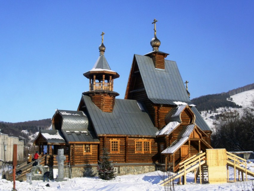Кафедральный собор Макария Алтайского (Глухарева), Горно-Алтайск (Горно-Алтайск, город, Республика Алтай). фасады, вид с юга