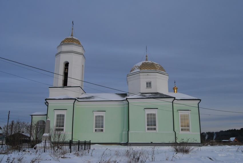 Церковь Зосимы и Савватия Соловецких, Кунгурское (Ревда (ГО Ревда и ГО Дегтярск), Свердловская область). общий вид в ландшафте