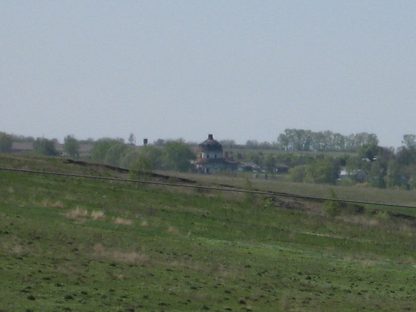 Жданово. Церковь Троицы Живоначальной. общий вид в ландшафте, Вид с моста через Пьяну близ Пильны