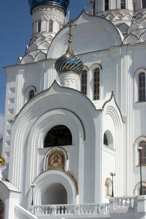 Собор Владимирской иконы Божией Матери, Лиски (Лискинский район, Воронежская область). архитектурные детали