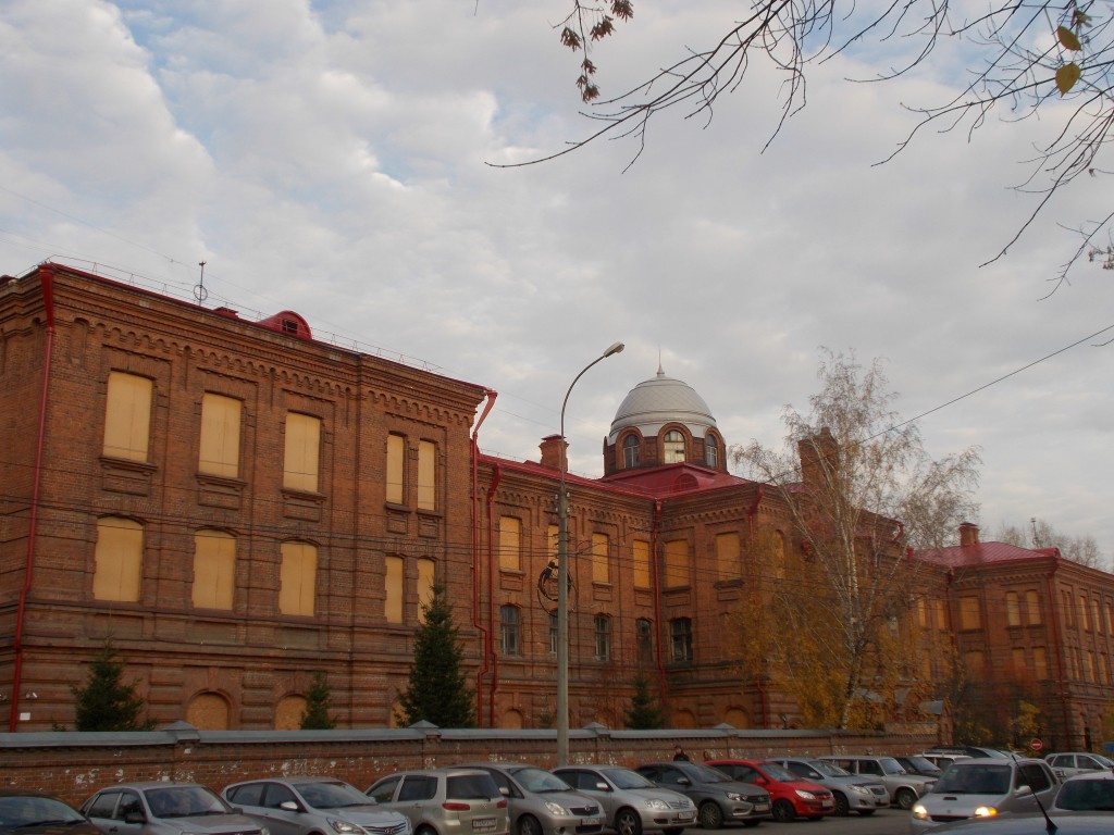 Домовая церковь Покрова Пресвятой Богородицы при бывшем Епархиальном женском училище, Томск (Томск, город, Томская область). фасады
