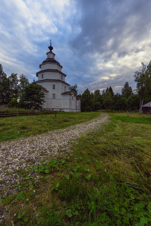 Церковь Илии Пророка, Ципино (Кирилловский район, Вологодская область). фасады