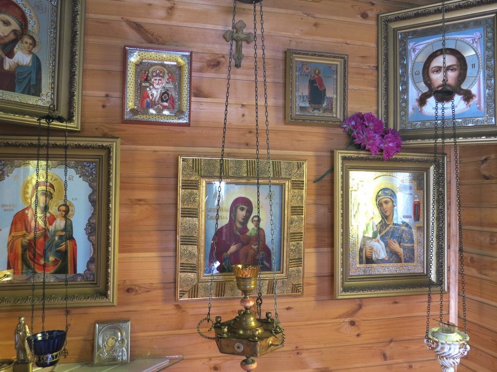 Часовня Смоленской иконы Божией Матери, Бурцево (Талдомский городской округ и г. Дубна, Московская область). интерьер и убранство