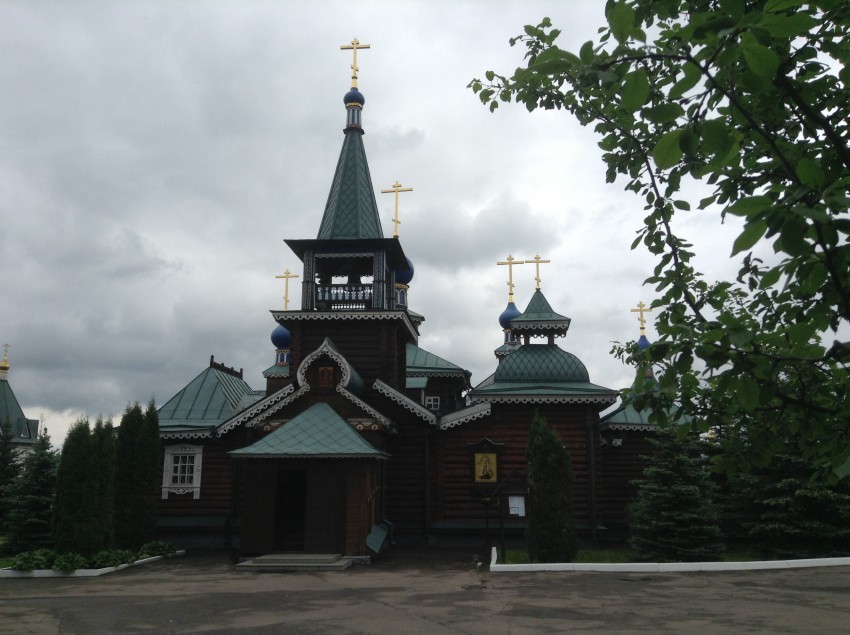 Церковь Богоявления Господня, Бородино (Мытищинский городской округ и гг. Долгопрудный, Лобня, Московская область). фасады