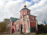 Московский район. Кизический Введенский монастырь. Церковь Владимира равноапостольного