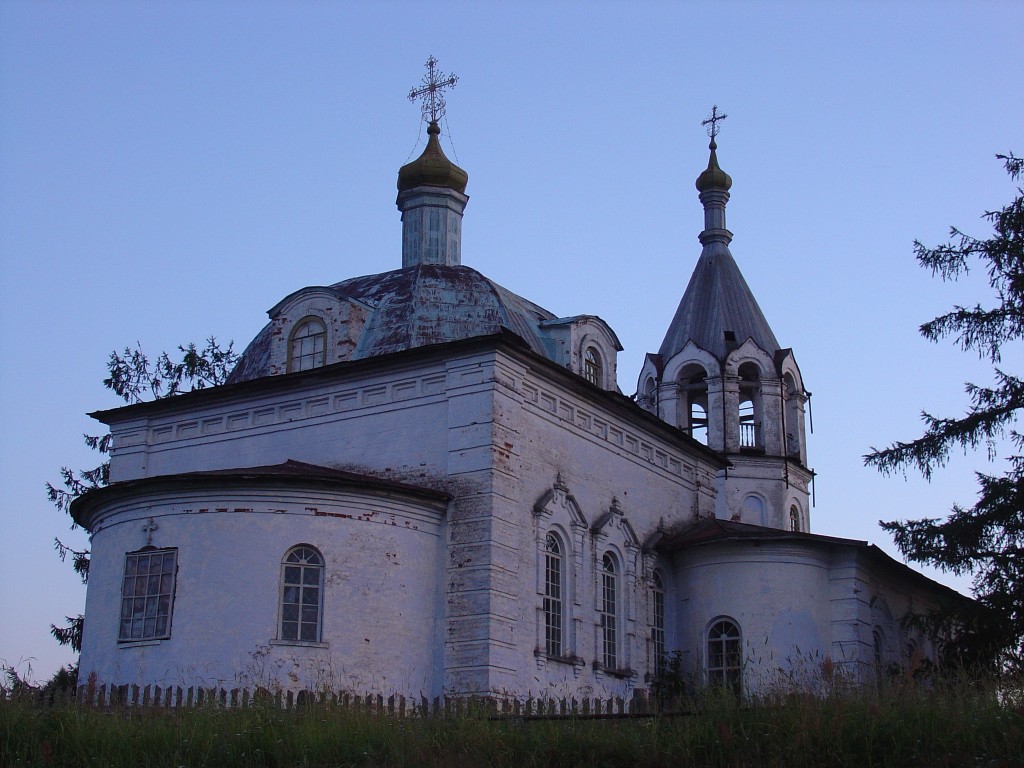 Церковь Петра и Павла, Петровская (Шенкурский район, Архангельская область). фасады