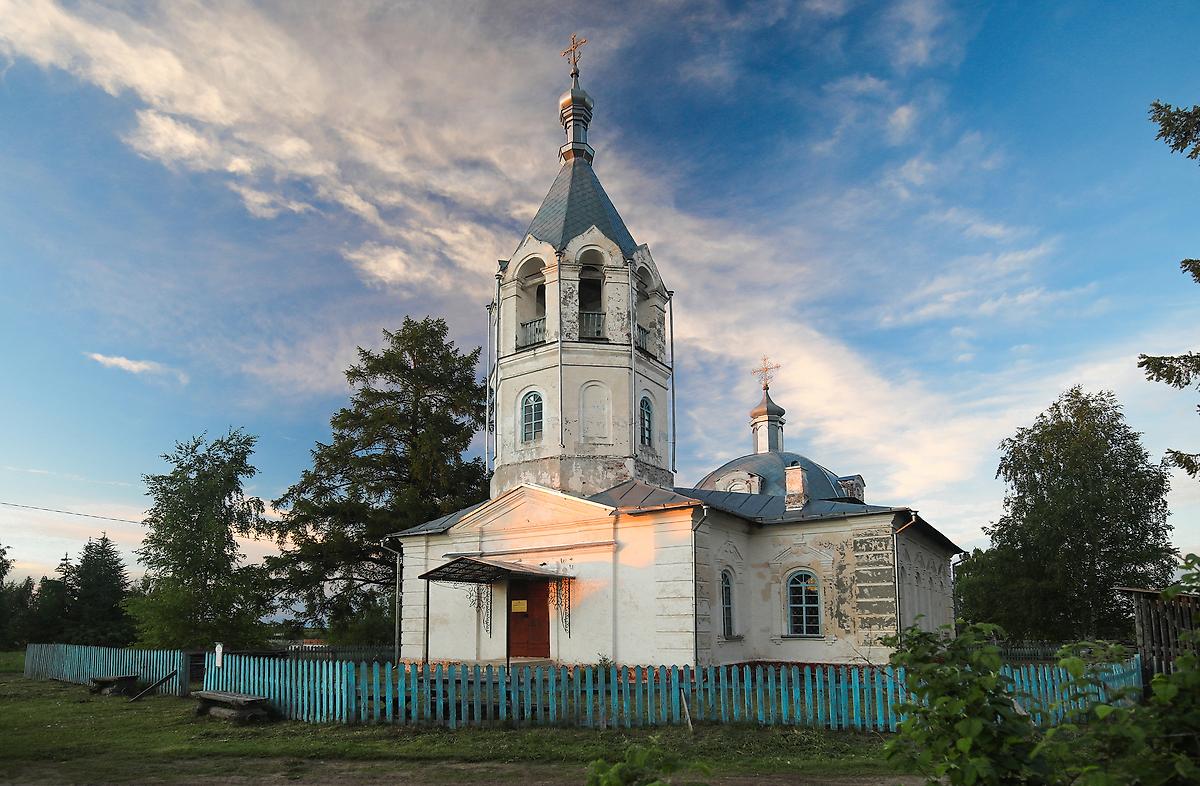 фасады. Церковь Петра и Павла, Петровская (Шенкурский район, Архангельская область)
