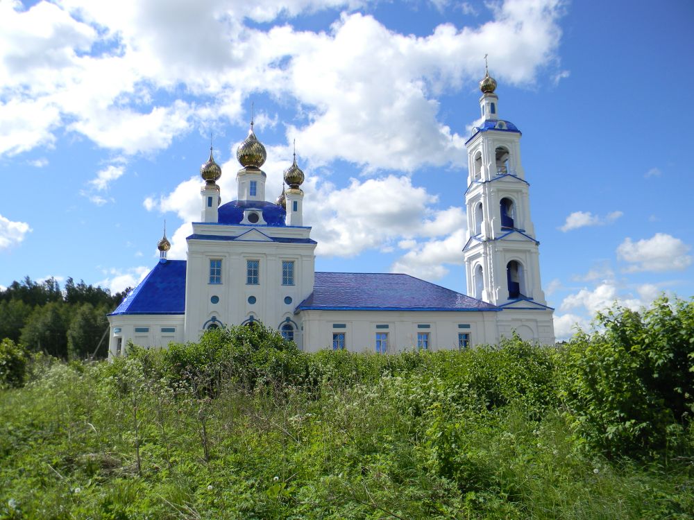 Добрица. Церковь Покрова Пресвятой Богородицы. фасады