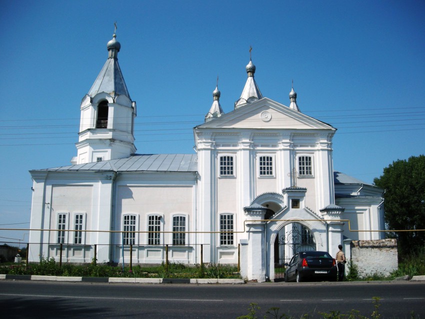 Городское поселение суджа. Храмы Суджи Курской области. Суджа Покровский храм. Заолншенский храм Курская область. Суджа Суджанский район.