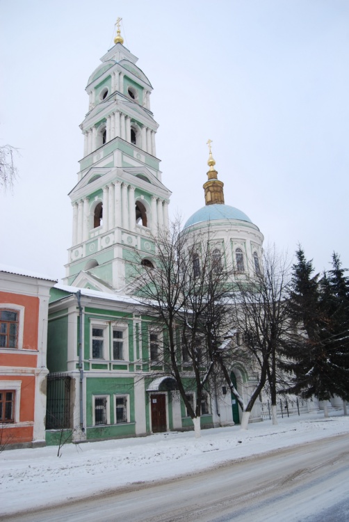 Кафедральный собор Покрова Пресвятой Богородицы, Рыльск (Рыльский район, Курская область). фасады