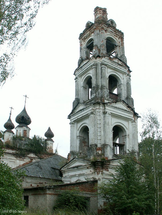 Добрица. Церковь Покрова Пресвятой Богородицы. фасады