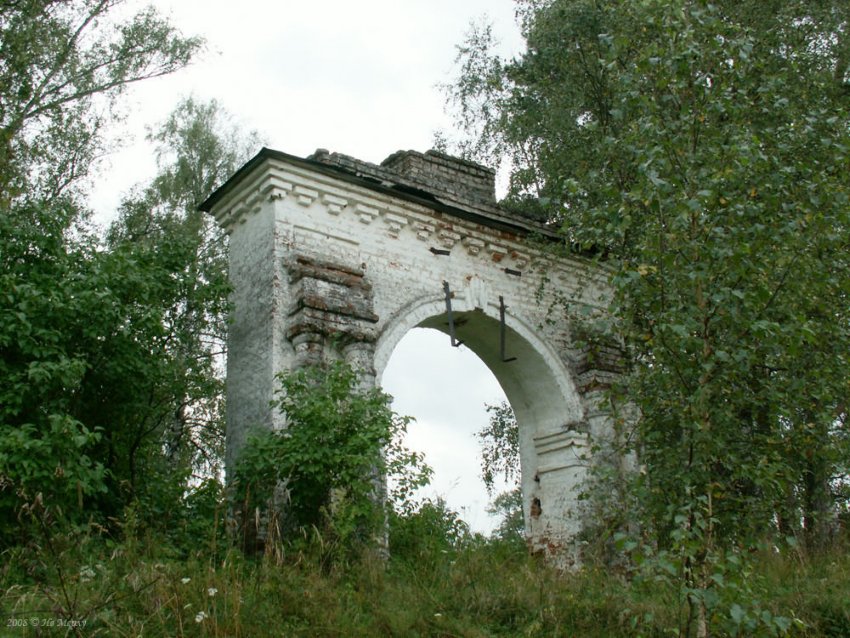 Церковь Покрова Пресвятой Богородицы, Добрица (Лухский район, Ивановская область). архитектурные детали