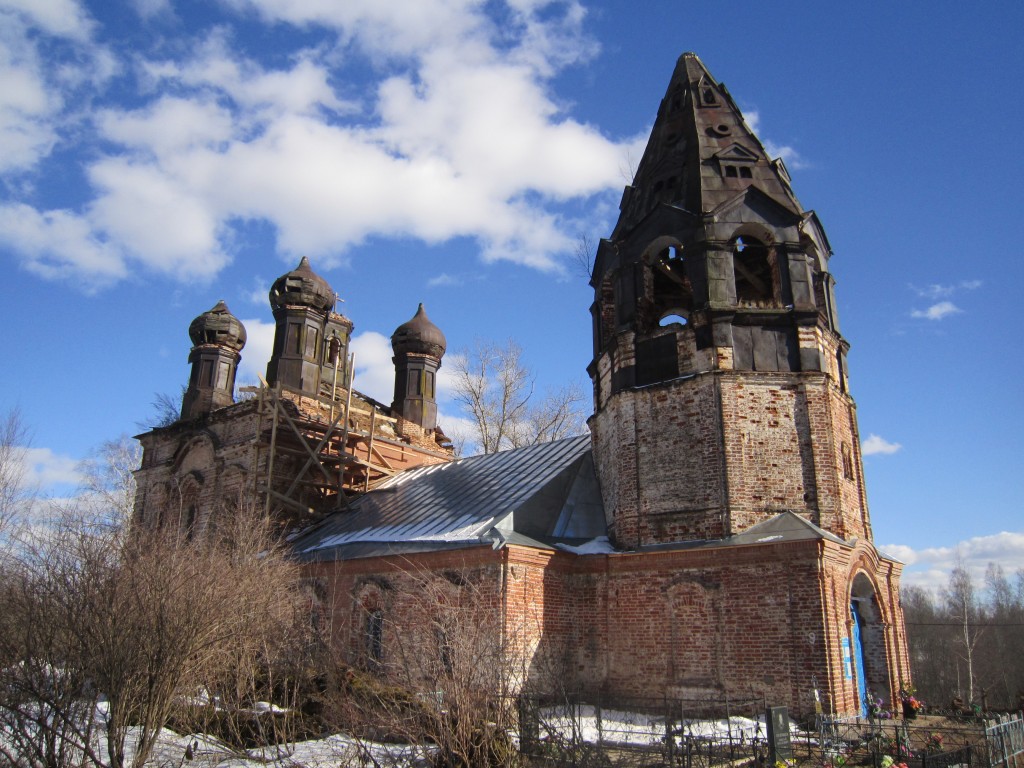 Церковь Успения Пресвятой Богородицы, Качалово (Костромской район, Костромская область). фасады