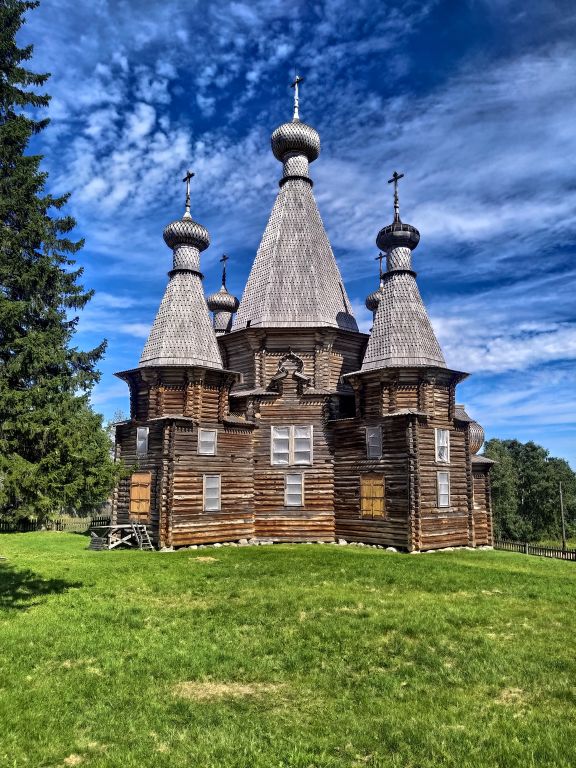 Нёнокса. Церковь Троицы Живоначальной. фасады