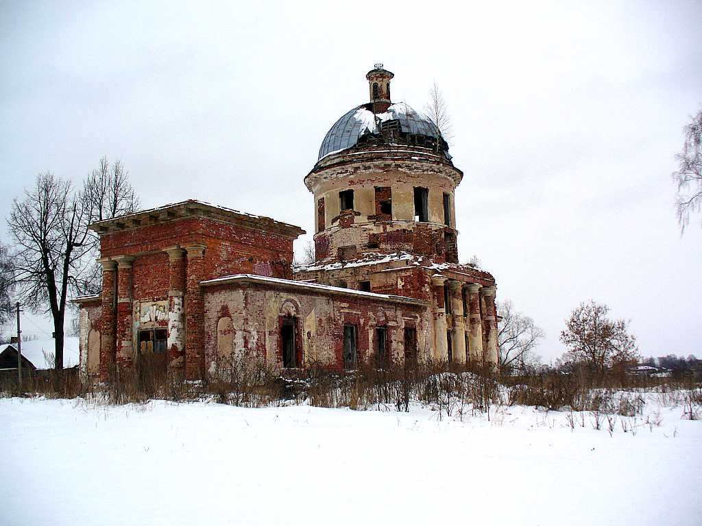 Торжок. Церковь Покрова Пресвятой Богородицы. фасады