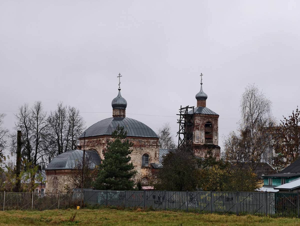 Церковь Параскевы Пятницы, Торжок (Торжокский район и г. Торжок, Тверская область). фасады, Вид на храм с Северо-Востока