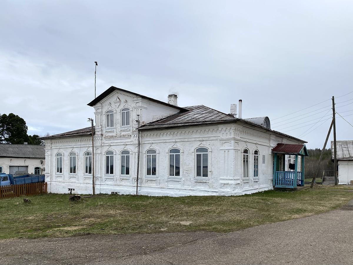 Больничный корпус, архитектурные детали. Ульяновский Троице-Стефанов монастырь, Ульяново (Усть-Куломский район, Республика Коми)