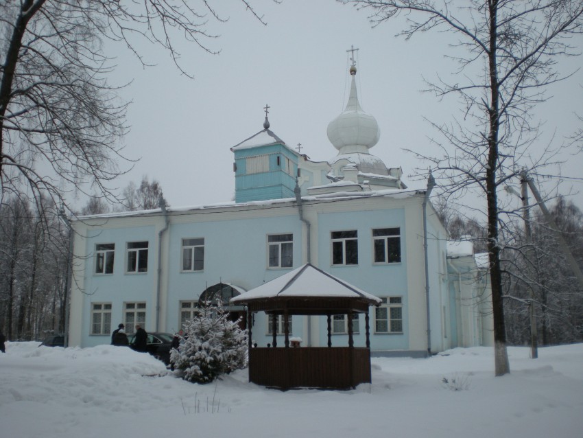 Кафедральный собор Успения Пресвятой Богородицы, Боровичи (Боровичский район, Новгородская область). фасады